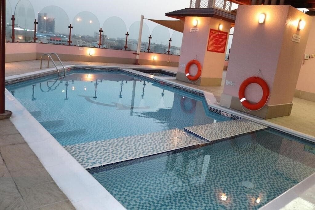 Панорама Dolphin Hotel Apartment апартаменты