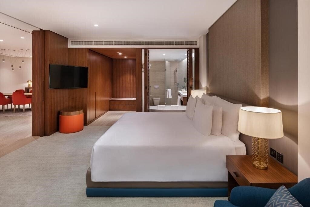 Панорама Ja Lake View Hotel 5*