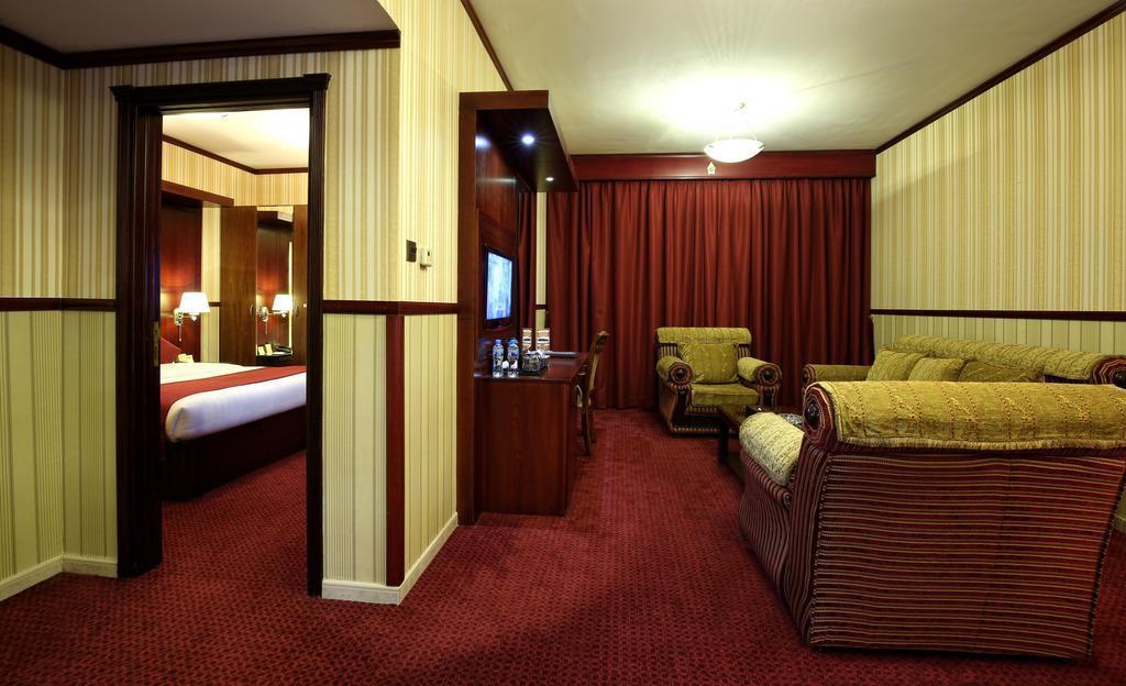 Территория Benta Grand Hotel 3*