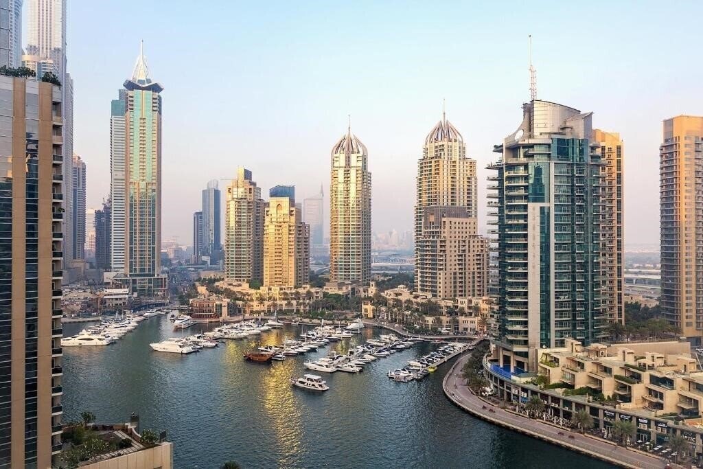 Територія Dusit Princess Residences Dubai Marina 4*