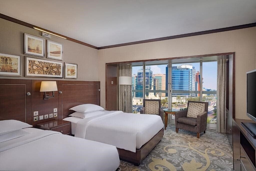 Зображення Sheraton Dubai Creek Hotel & Towers 5*