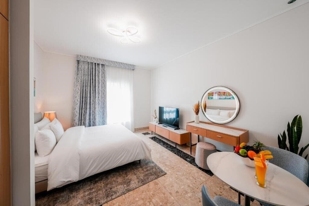 Территория Al Bustan Centre & Residence 4*