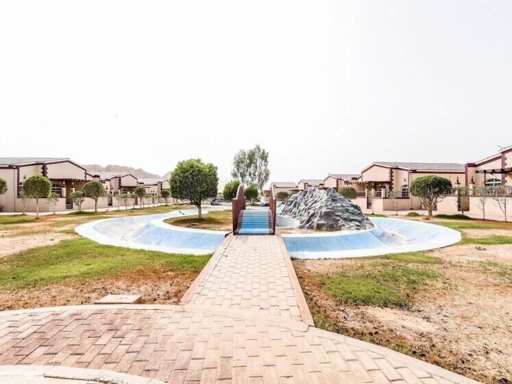 Фото OYO 231 Holiday Arabian Resort (ex. Holiday Arabian Resort) 1*