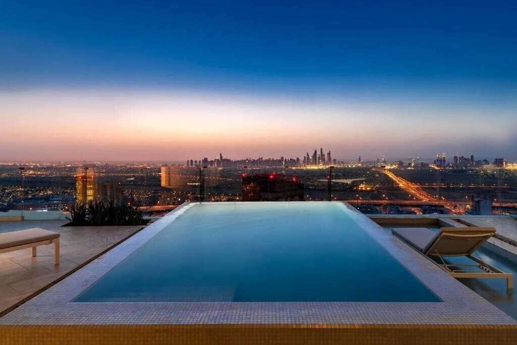 Отель FIVE Jumeirah Village Dubai 5*