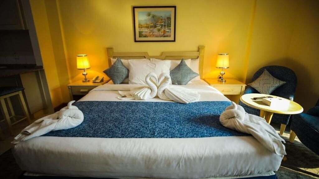 Апартаменты Green House Hotel Apartments (ex. Green House Hotel Suites & Apartments, Green House Hotel Apartments LLC ) 2*