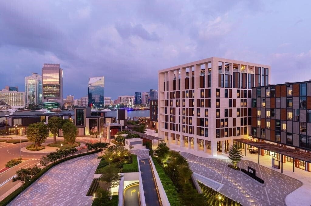 Вид Canopy by Hilton Dubai Al Seef 4*