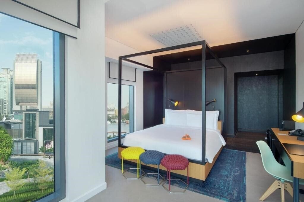 Апартаменты Canopy by Hilton Dubai Al Seef 4*