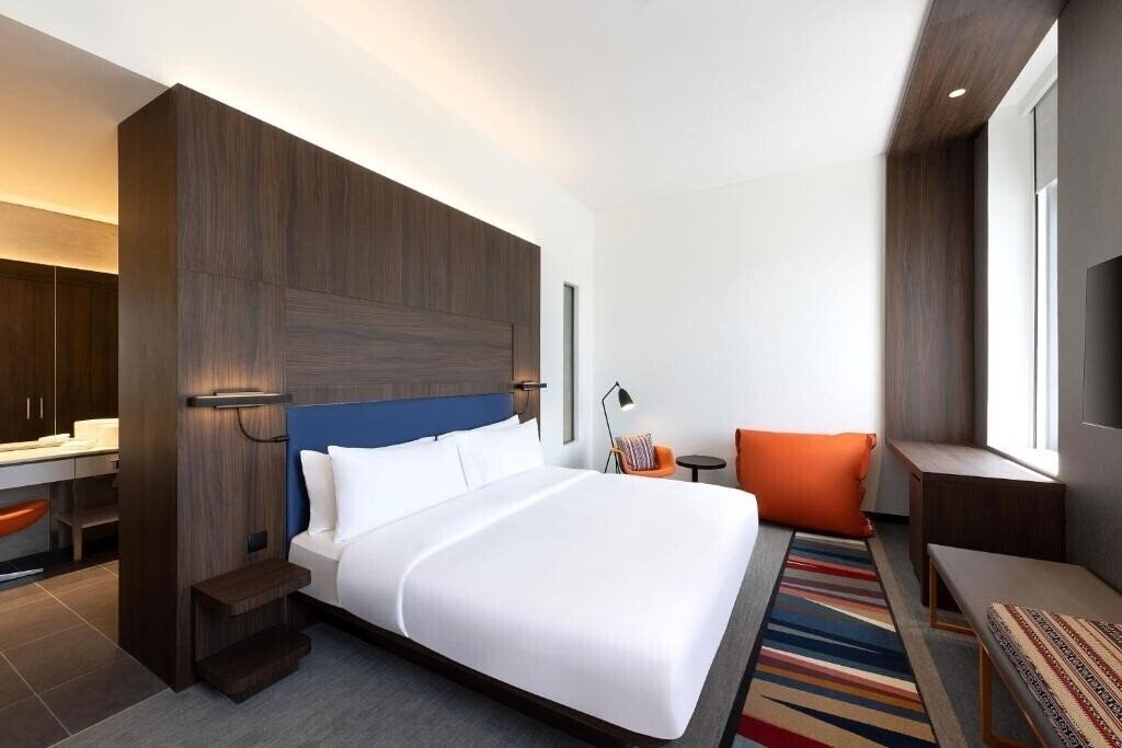 Отель Aloft Al Mina Hotel 4*