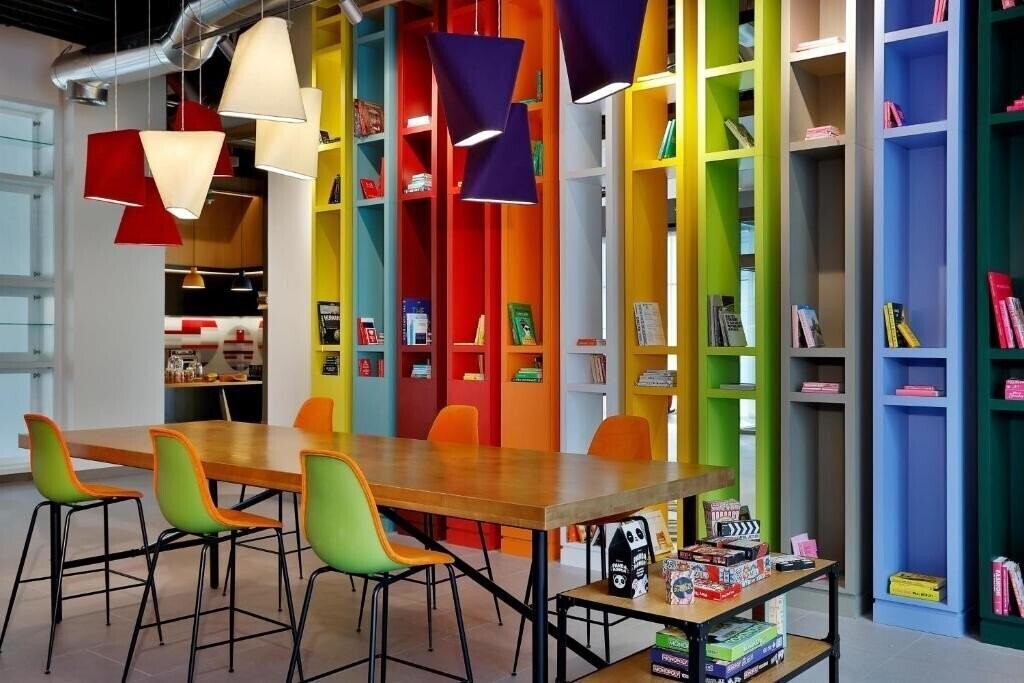 Вид Aloft Al Mina Hotel 4*