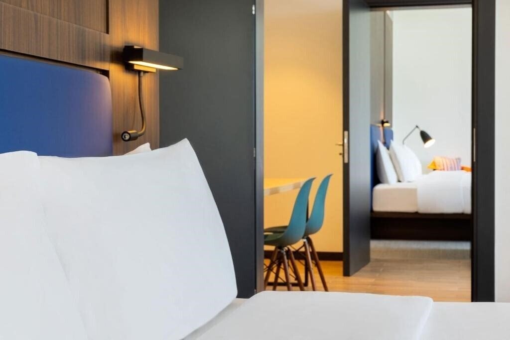 Территория Aloft Al Mina Hotel 4*