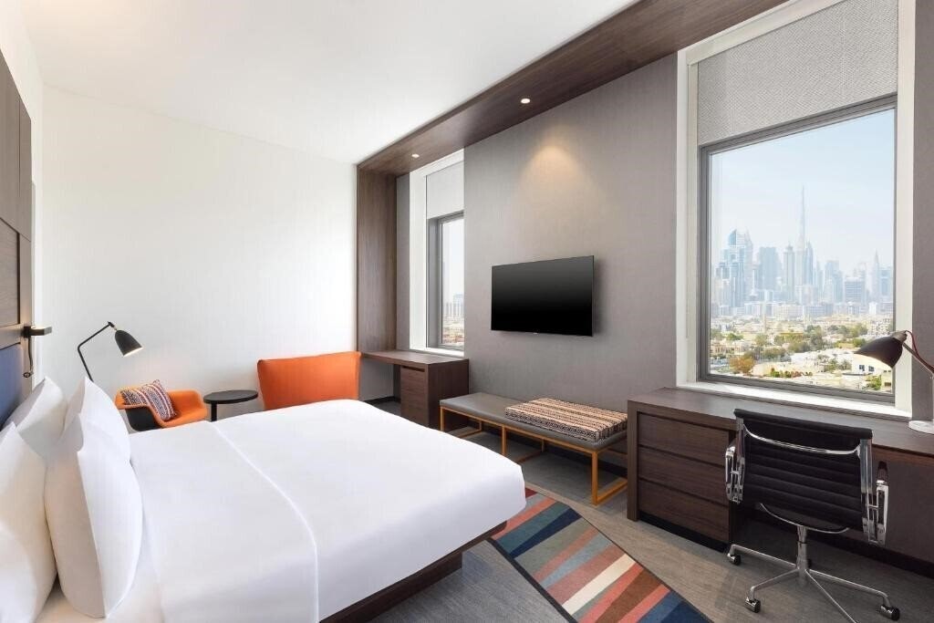 Панорама Aloft Al Mina Hotel 4*