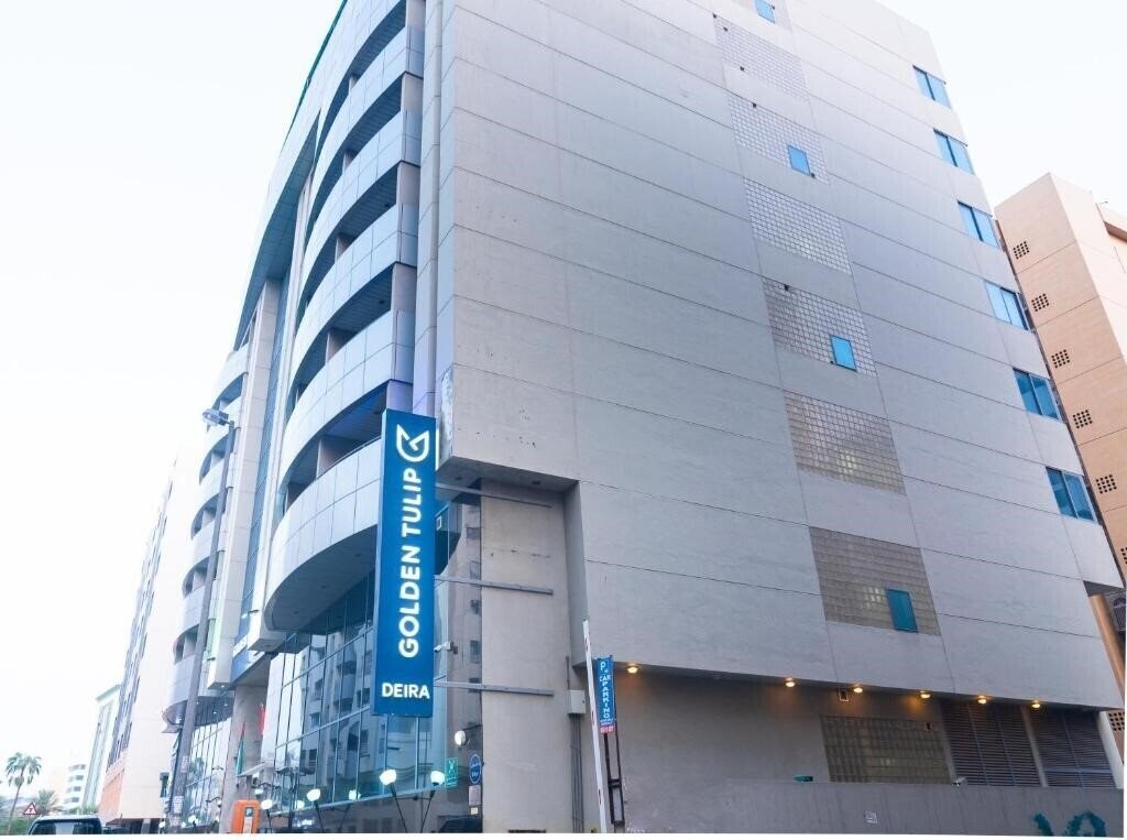 Территория Concorde Deira Hotel (ex. Golden Tulip Deira Hotel, Golden Tulip Nihal Palace Hotel, Metropolitan Deira Hotel) 4*