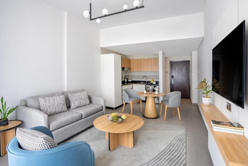 Панорама Citadines Metro Central Dubai 4*