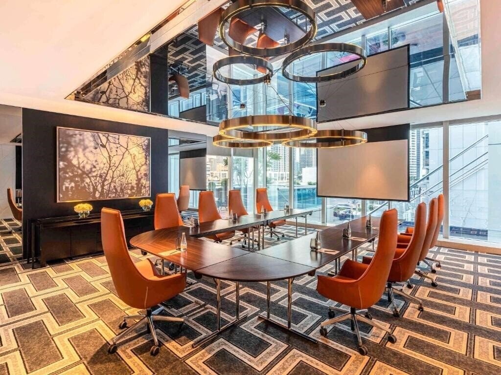 Апартаменты Pullman Dubai Downtown 5*