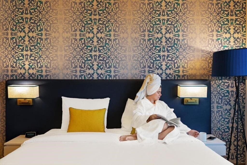 Апартаменты Aparthotel Adagio Dubai Deira 4*