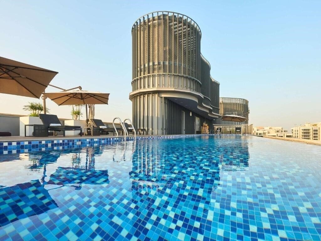 Панорама Aparthotel Adagio Dubai Deira 4*