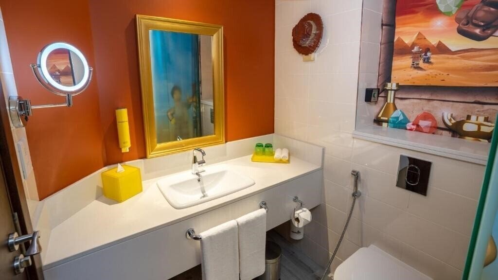 Панорама Legoland Hotel Dubai 4*