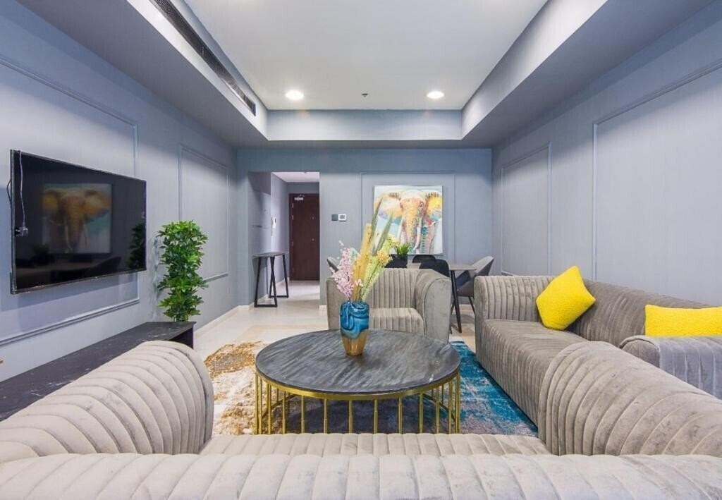 Панорама Espace Holiday Homes - Princess Tower 25 Apartment апартаменты