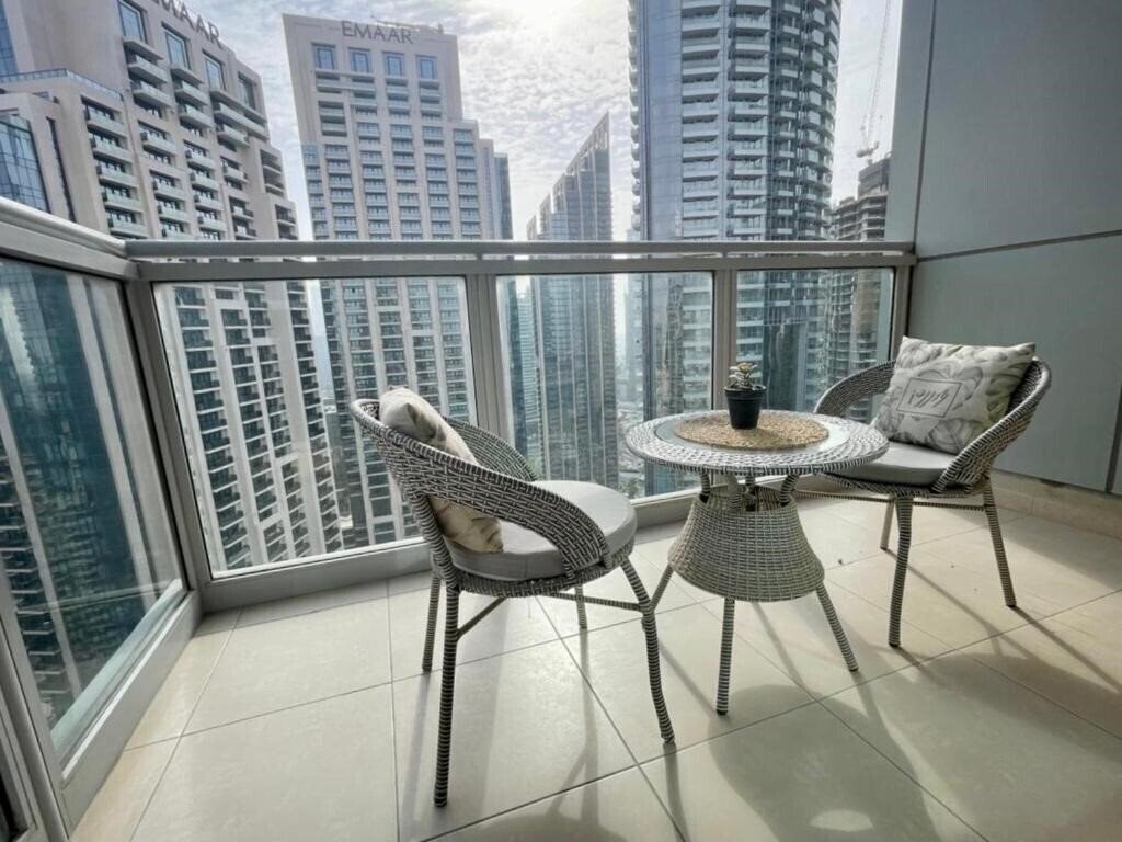Территория Maison Privee - Burj Residences 5*