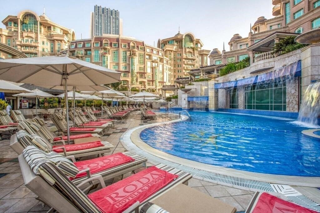 Вид Roda Al Murooj Residences 3*