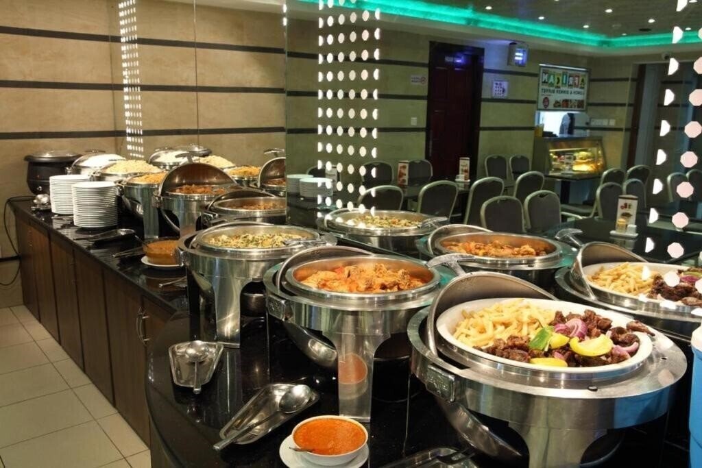 Территория Oyo 578 Oasis Deira Hotel 3*