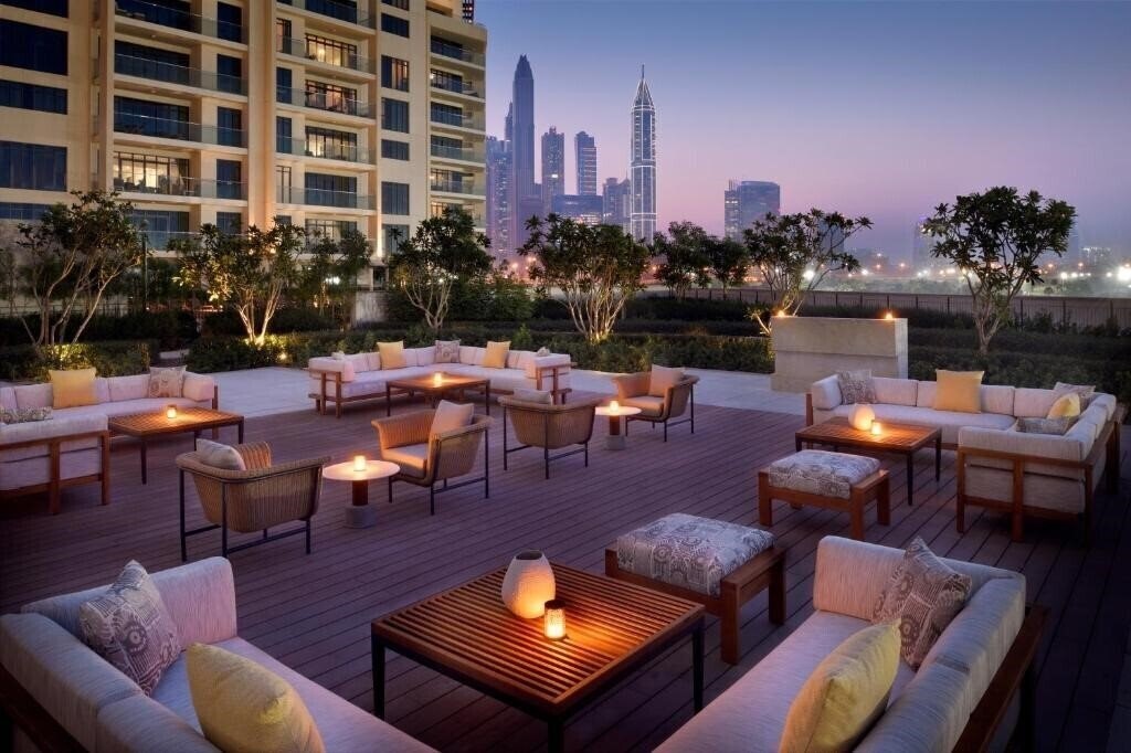 Территория Vida Residences The Hills - Emaar 5*