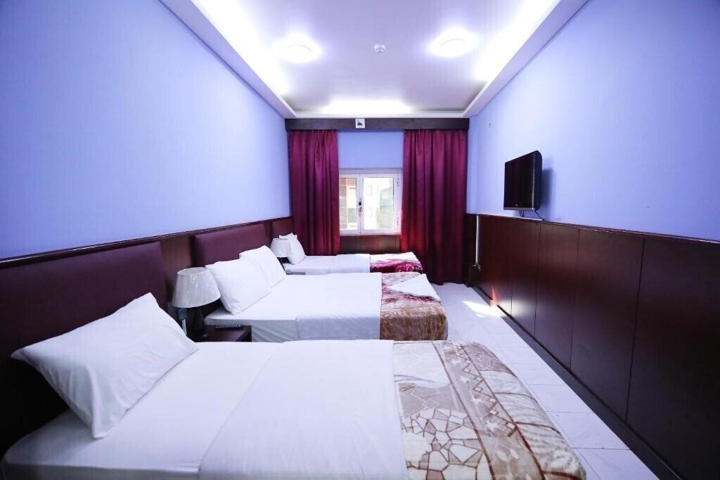Вид Tanha Hotel 3*