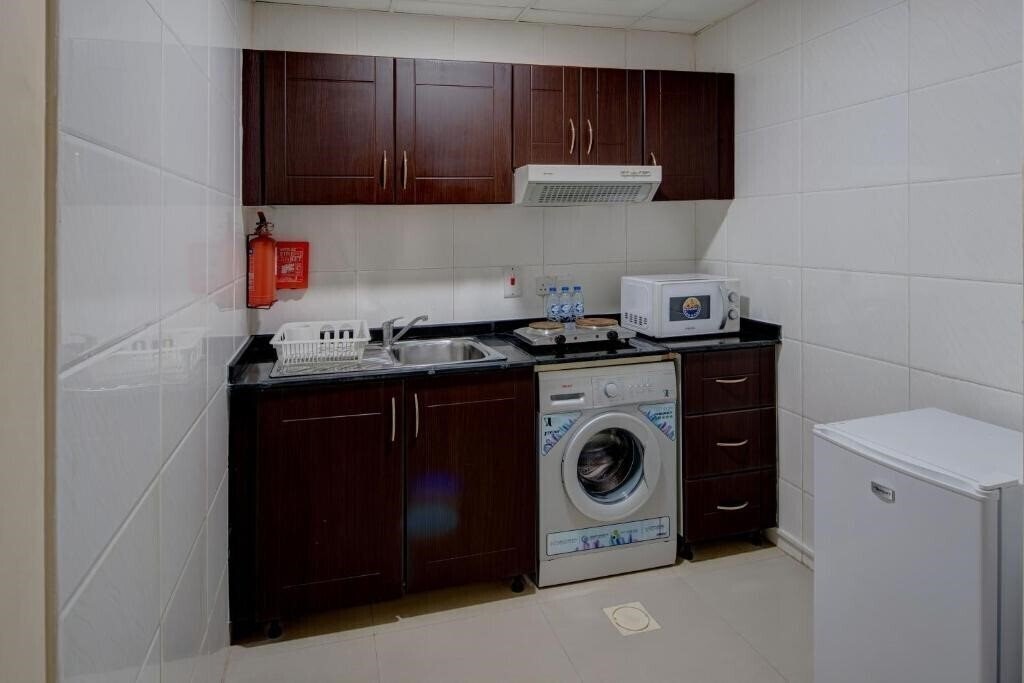 Панорама City Stay Premium Hotel Apartments 4*