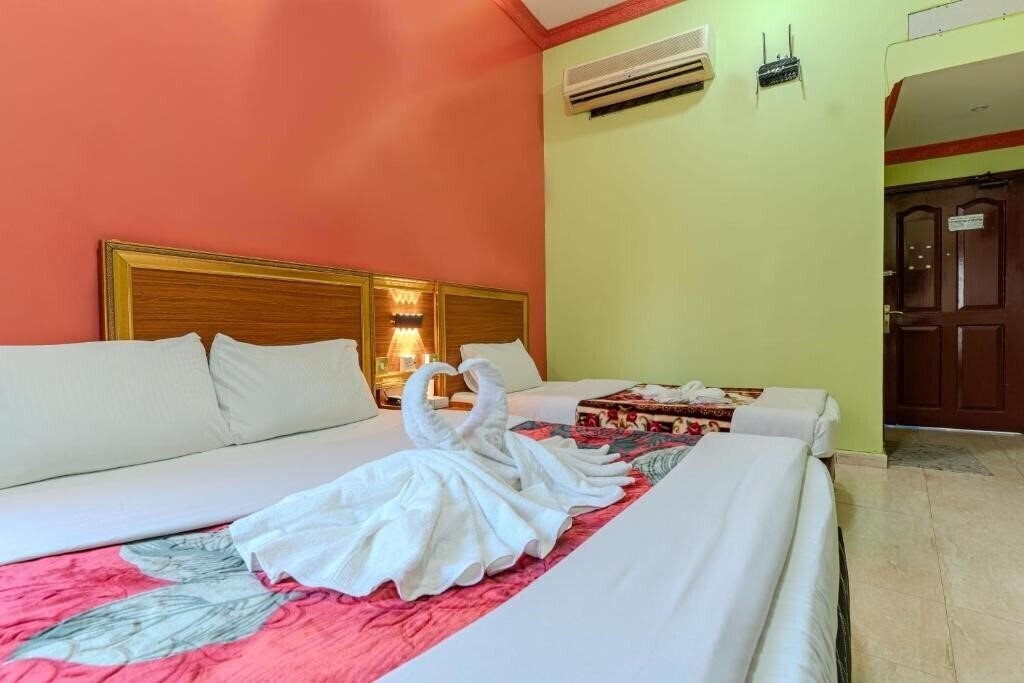 Панорама City Relax Hotel 2*