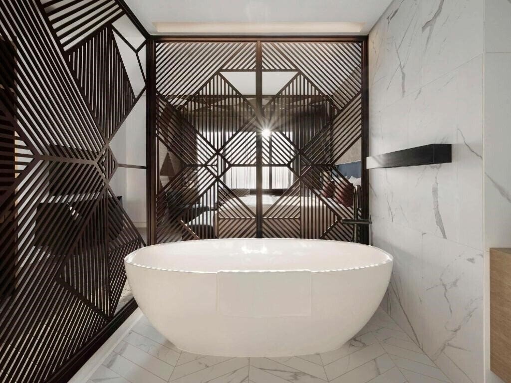 Панорама So Uptown Dubai Hotel And Residences 5*