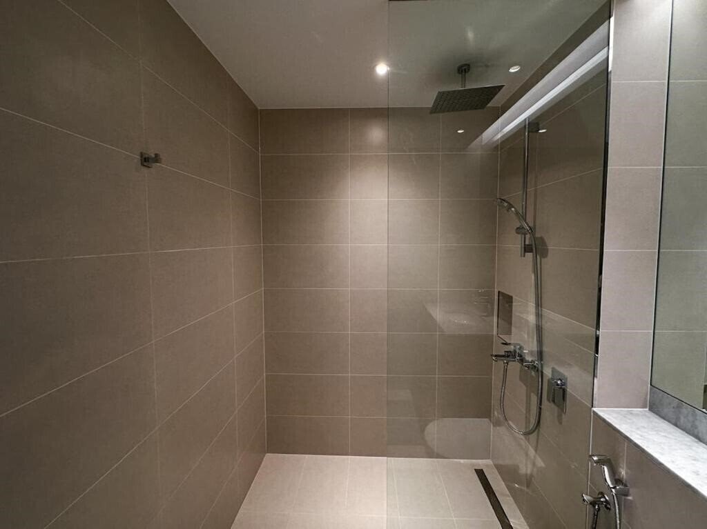 Апартаменти 1BR with Canal View In Jumeirah 4*