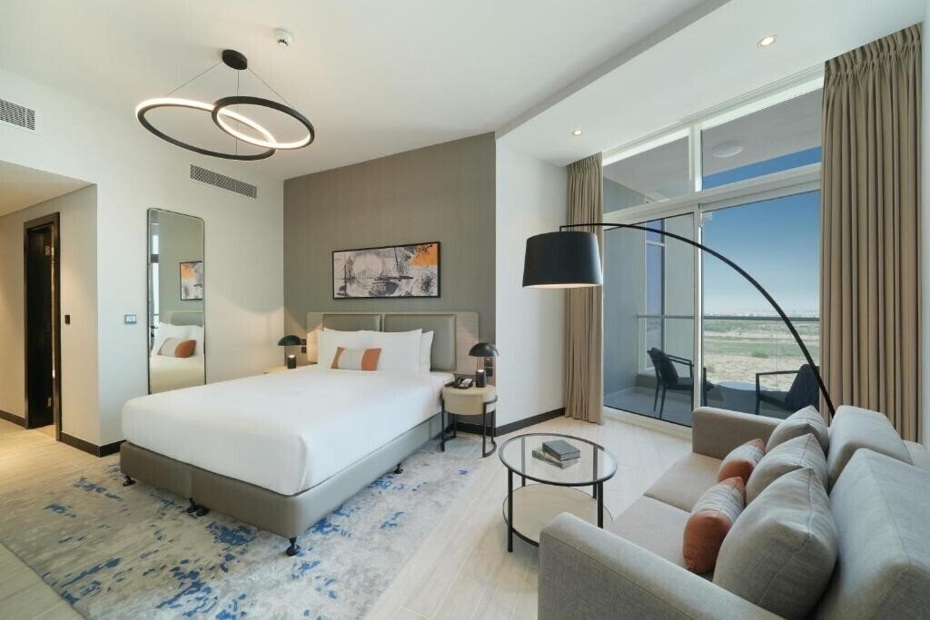Фото Damac Hills 2 Hotel Edge By Rotana 3*