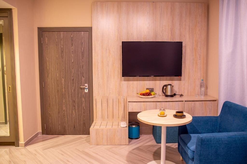 Территория Six Seasons Hotels (ex. Regal Plaza Hotel Dubai) 3*