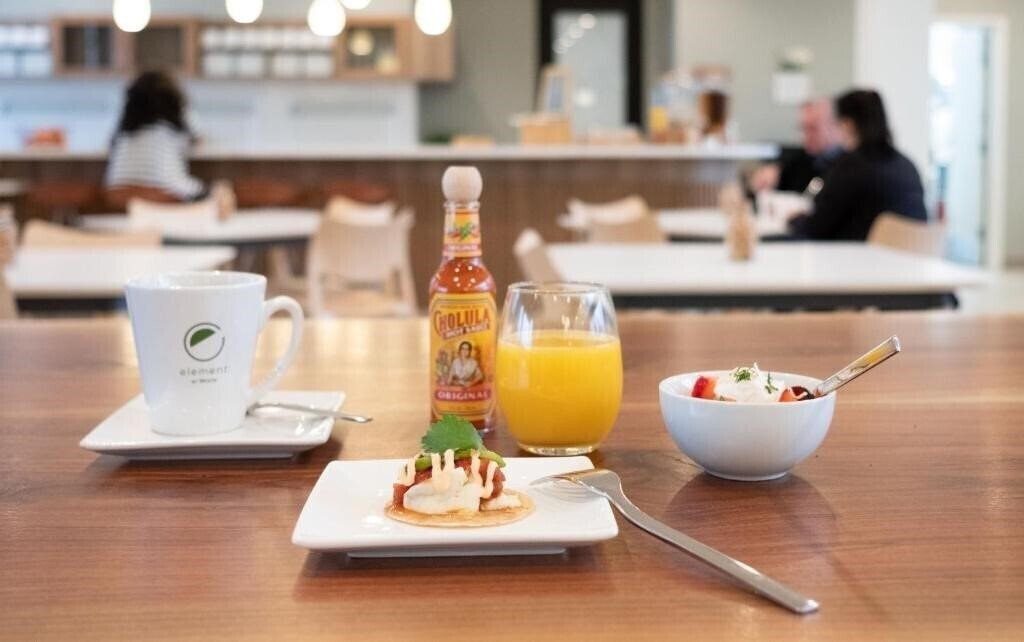 Панорама Element Me'Aisam Dubai 4*