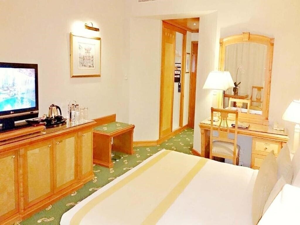Вид Knight Castle Hotel 5*