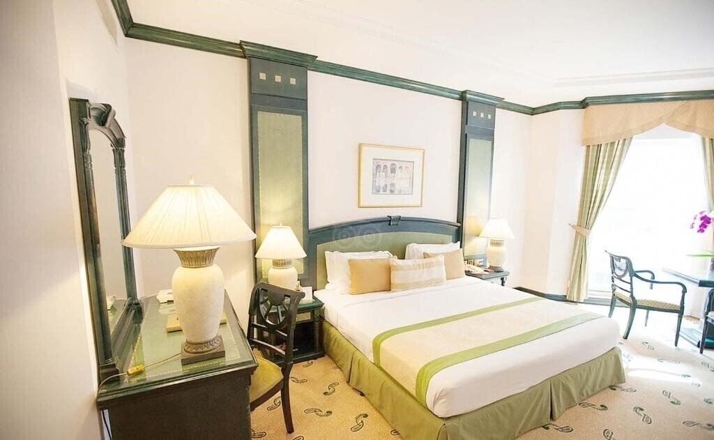 Панорама Knight Castle Hotel 5*