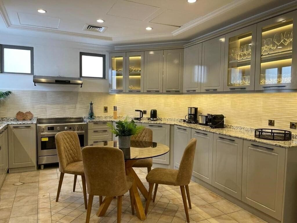 Вид The Palm Jumeirah Villas 5*