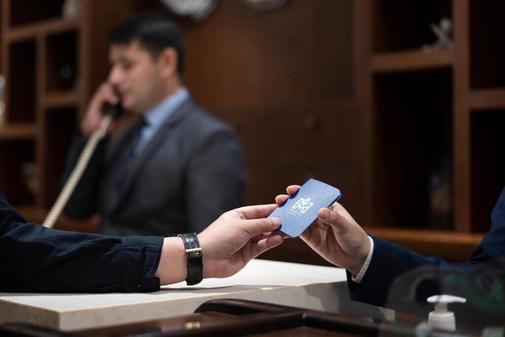 Апартаменты Majestic Premier Hotel Bur Dubai 4*