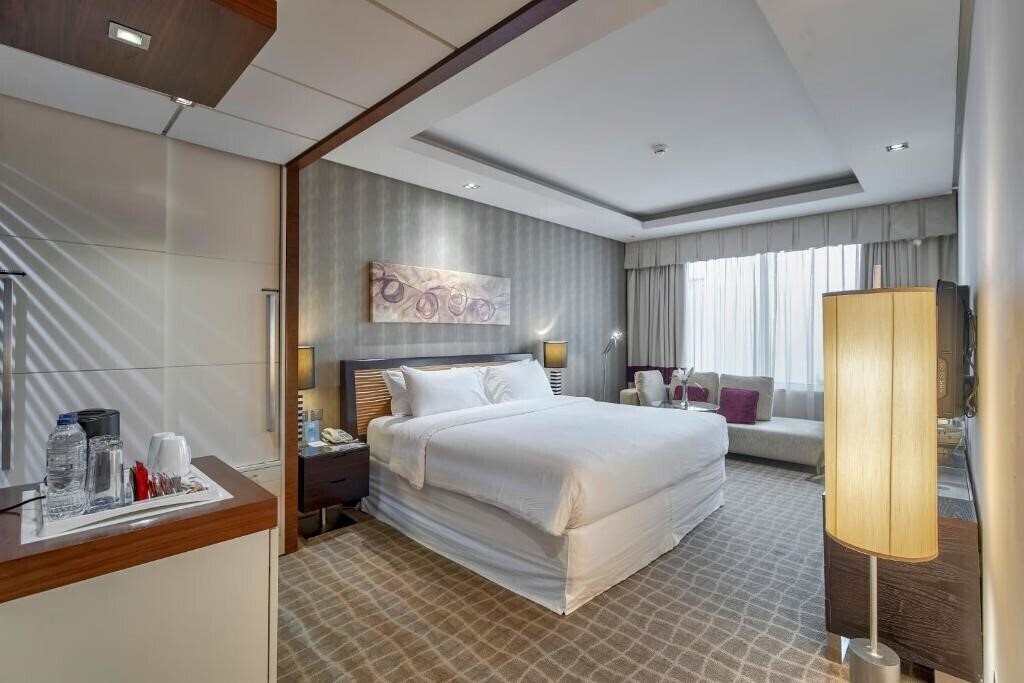 Вид Majestic Premier Hotel Bur Dubai 4*