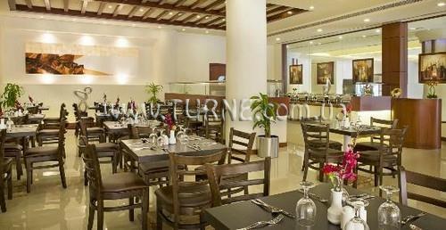 Зображення Ramada by Wyndham Dubai Deira (ex. Ramada Hotel by Landmark) 4*