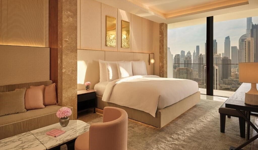 Вид The Lana - Dorchester Collection 5*