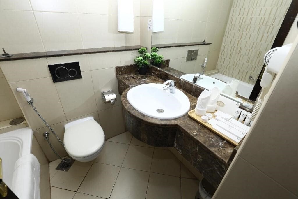 Территория Naif Fort Hotel (ex. Naif View) 2*