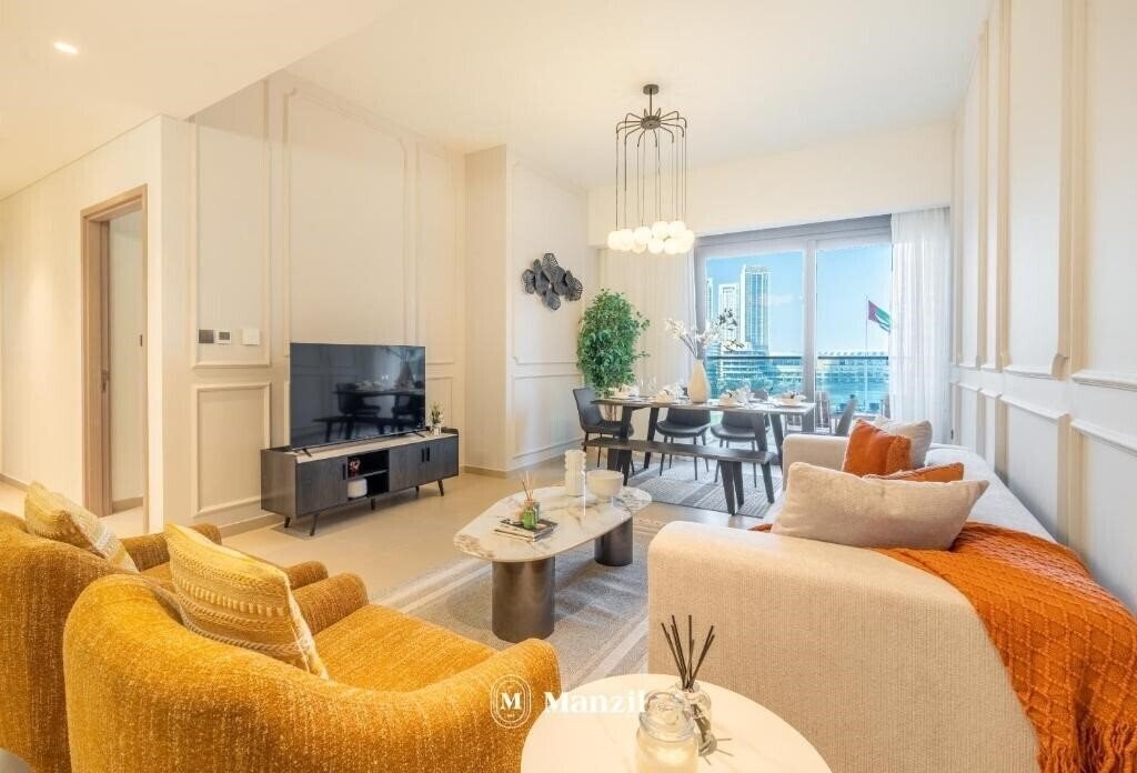 Готель Manzil Downtown 4*