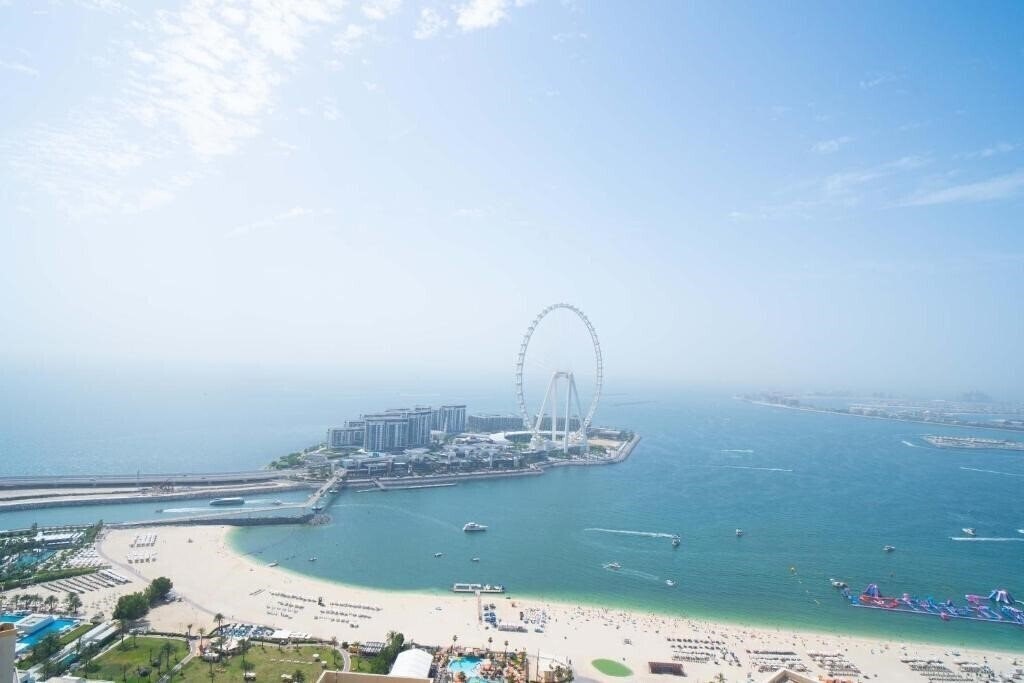 Апартаменты Yanjoon Holiday Homes Park Tower 1*