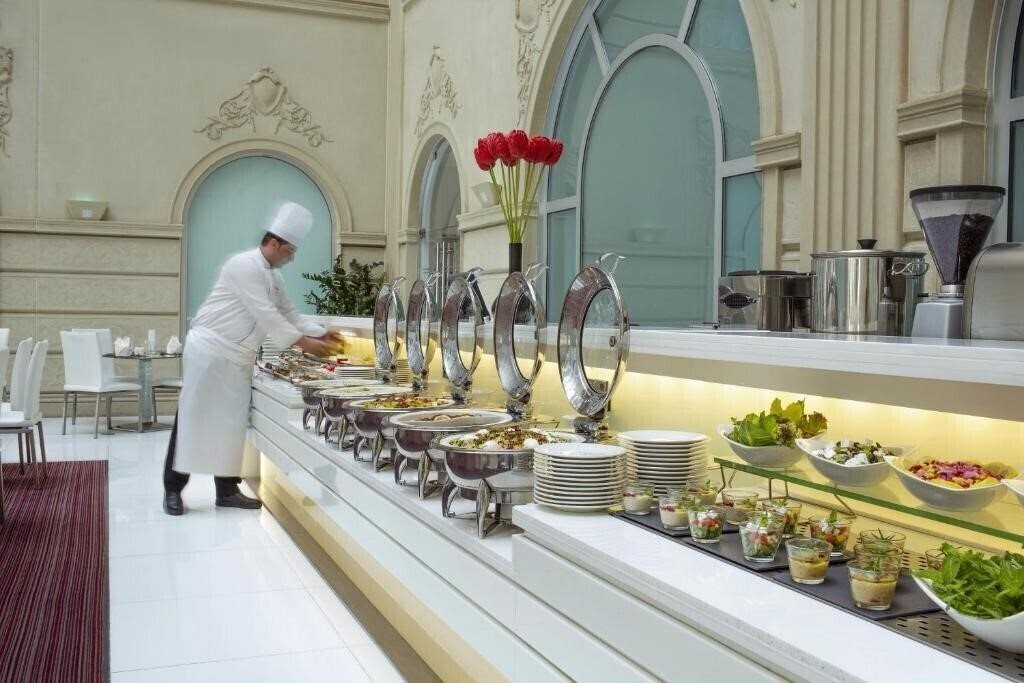 Территория Villa Rotana Dubai 4*