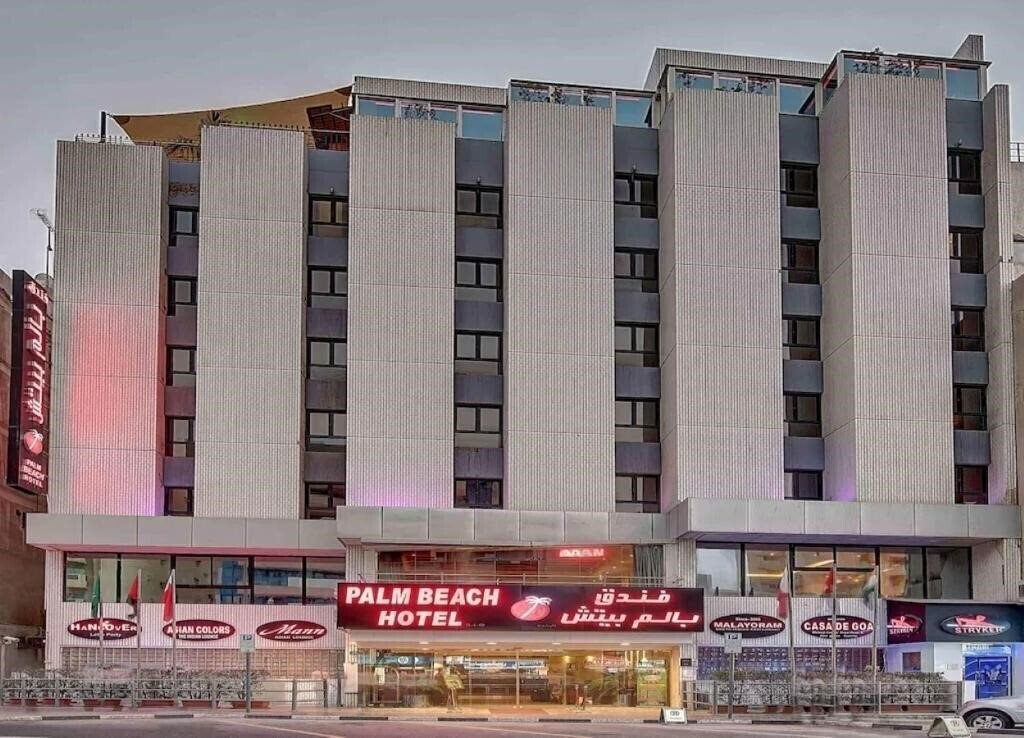 Готель Palm Beach Hotel Dubai 3*