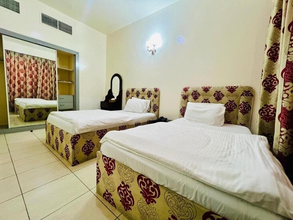 Апартаменты Sky Hotel Apartments 3*