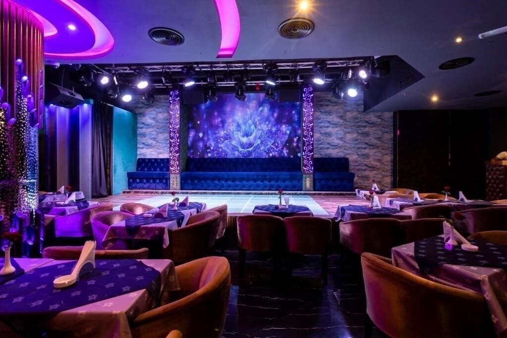 Апартаменты City Palace Hotel 3*