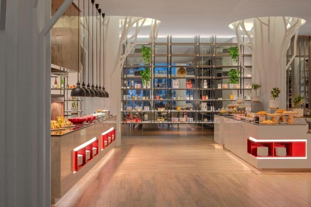 Территория Marriott Marquis Dubai Creek 5*