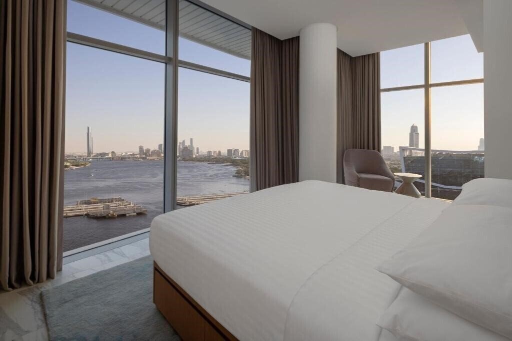 Панорама Marriott Marquis Dubai Creek 5*